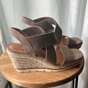 Kelly & Katie Tan Wedge Sandals
